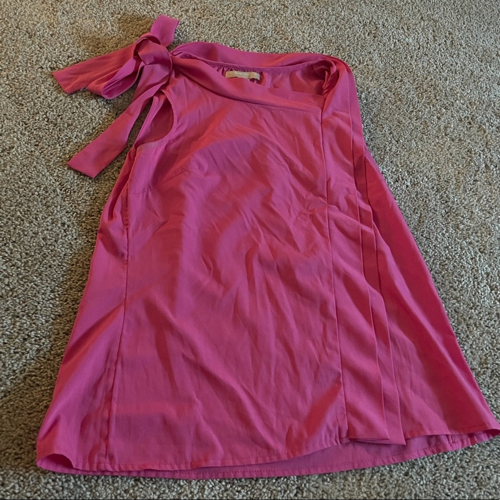 Bright Pink top